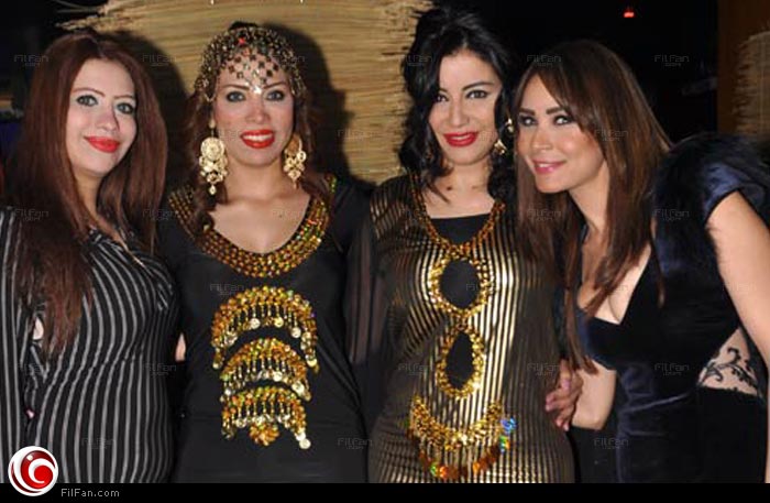 سوار النجار في جلابية بارتي