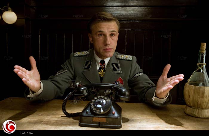 كريستوف فالتز في دور &quot;صائد اليهود&quot; بفيلم Inglourious Basterds