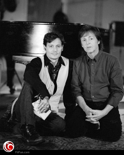 بول مكارتني مع جوني ديب