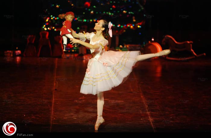 لقطة من رائعة المؤلف الروسي العالمي تشايكوفسكي &quot;كسارة البندق&quot;