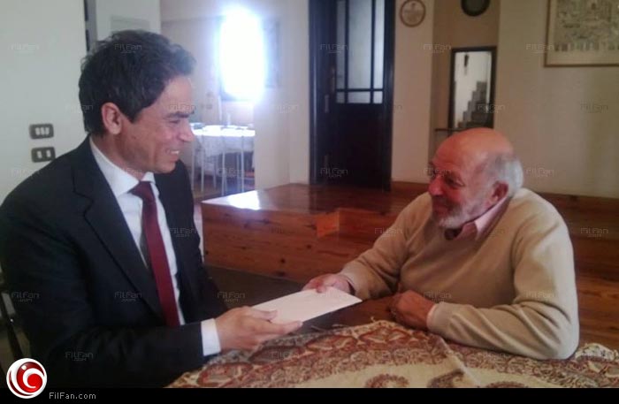 محمد خان يتسلم الجنسية المصرية من المسلماني