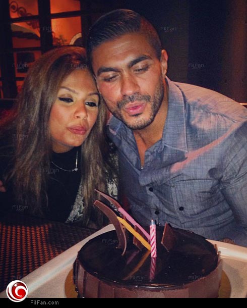 خالد سليم يحتفل بعيد ميلاد مع زوجته