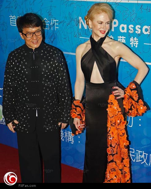 نيكول كيدمان تصل السجادة الحمراء بصحبة جاكي شان