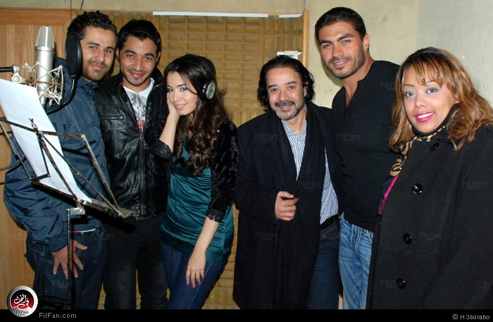 المشاركين في الأغنية