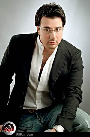 الفنان الشاب كريم أبو زيد