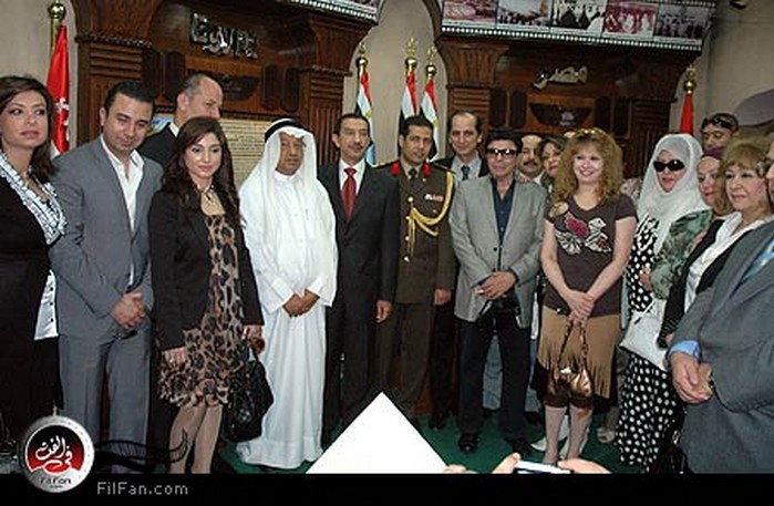 تكريم الفنانين المصرين في مهرجان &quot;كلنا في حب الكويت&quot;