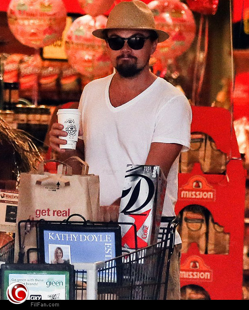 دي كابريو وهو يتسوق