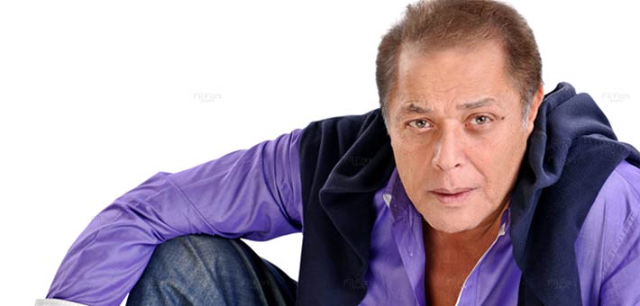 النجم محمود عبد العزيز من إحدى جلسات التصوير