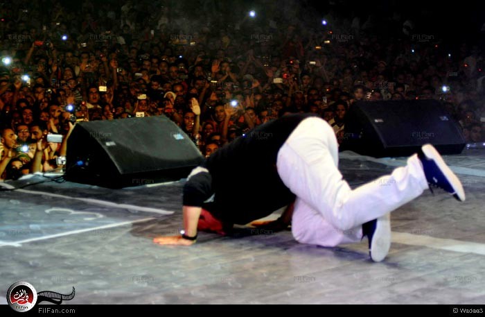 فؤاد وسجوده أمام جمهوره