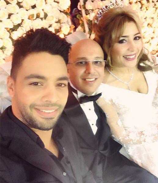 أحمد جمال مع جنات وعريسها