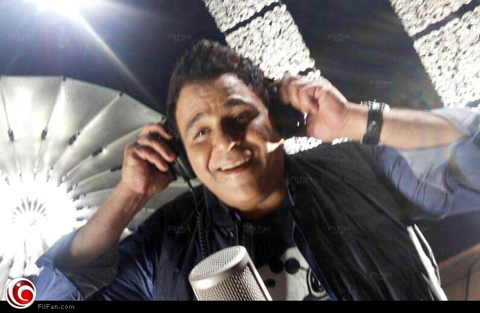 محمد فؤاد أثناء تسجيل الأغنية