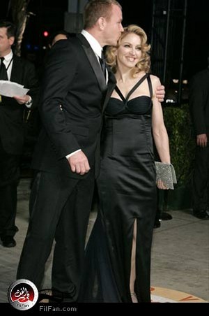 النجمة مادونا وزوجها المخرج جاي ريتشي قبل انفصالهما