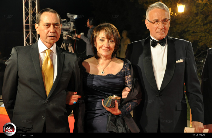 عزت أبو عوف وسهير عبد القادر وعبد المنعم كامل 