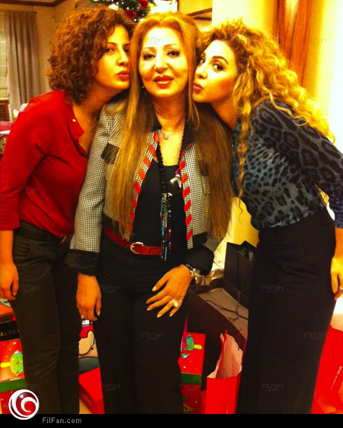 ميريام مع عائلتها