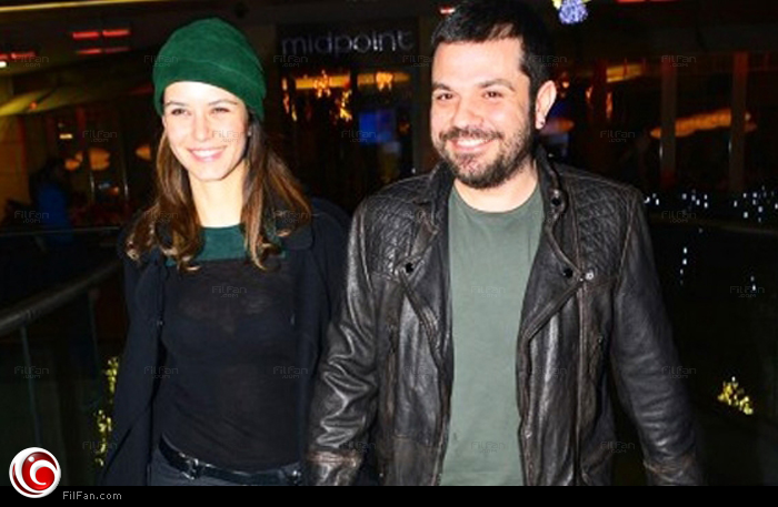 بيرين سات وخطيبها