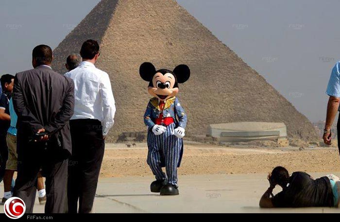 ميكي ماوس في الأهرامات