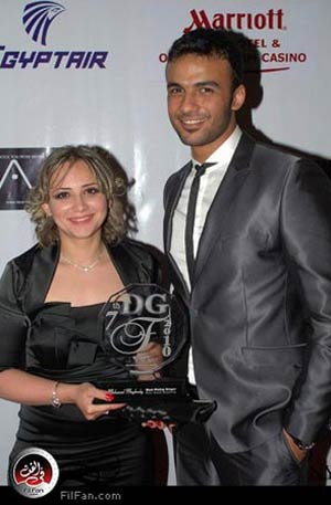 المغربي حصل على لقب أفضل مطرب صاعد