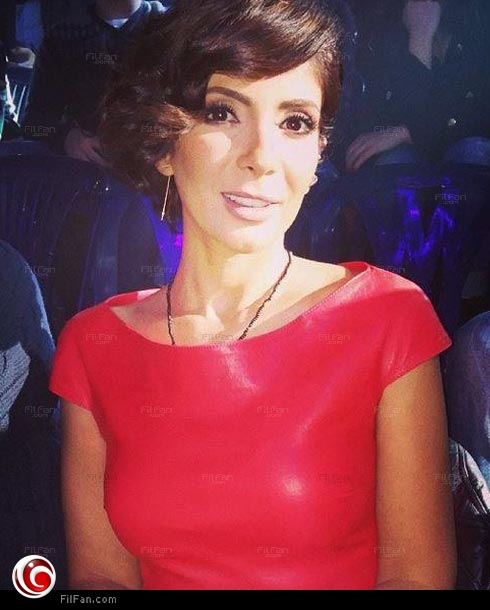 منى زكي كما تظهر بالحلقة