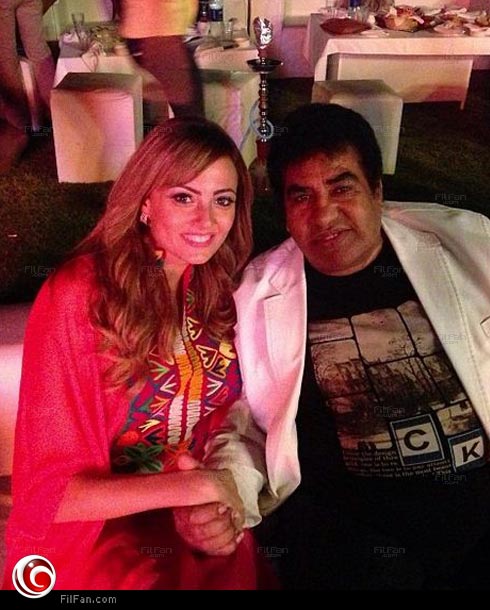 بشرى مع أحمد عدوية في الاحتفالية