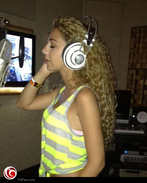 ميريام في الاستوديو