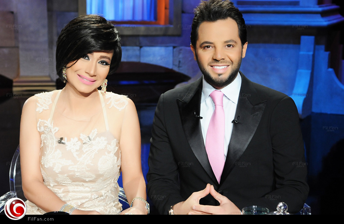 بسمة مع نيشان