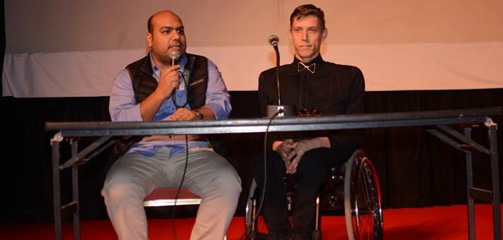 الممثل المجري والمترجم