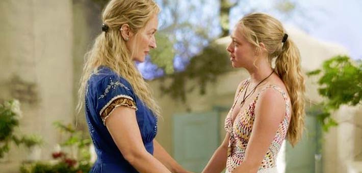 ميريل ستريب وأماندا سيفريد

 