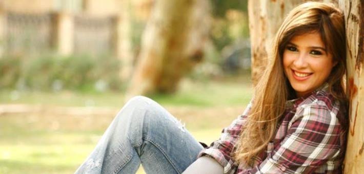 ياسمين عبد العزيز