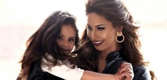 مي سليم مع ابنتها لي لي