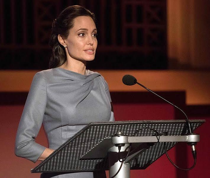 أنجلينا جولي