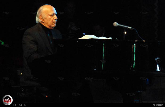 عمر خيرت أثناء الحفل