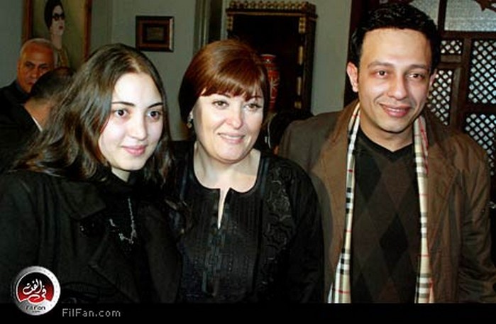 محمد عبد الحافظ ونهال عنبر وهبة حسين