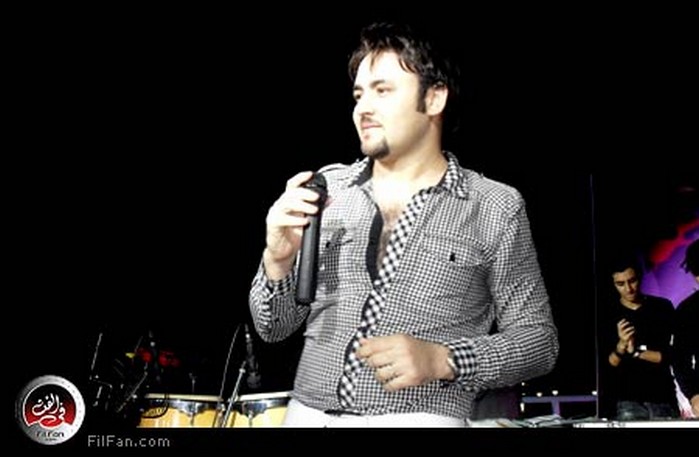 رضا مندور يحتفل بالعيد في &quot;لاجون&quot; الإسكندرية