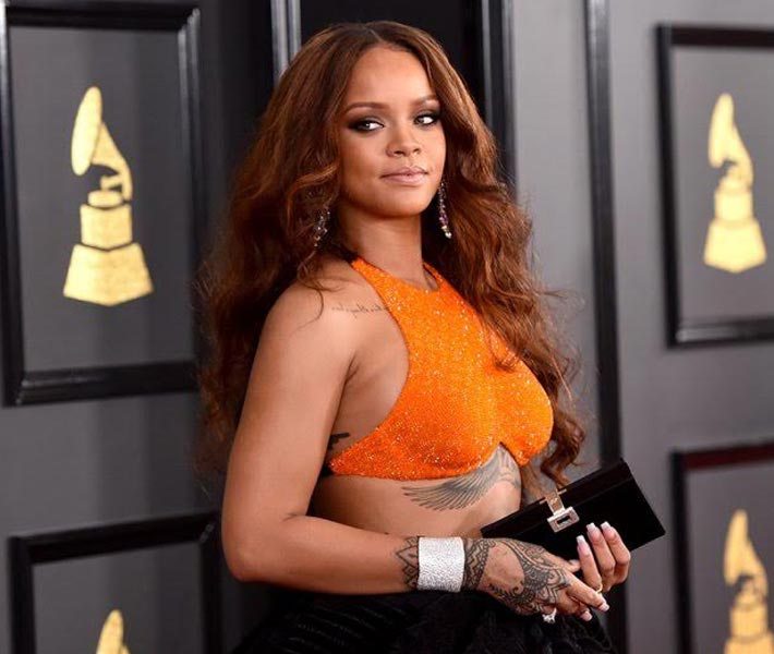 المغنية الأمريكية ريانا 