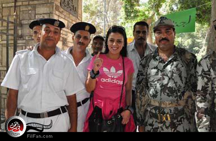 رانيا يوسف بعد التصويت