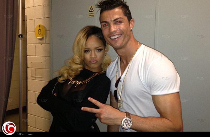  كريستيانو رونالدو مع المطربة الأمريكية ريانا