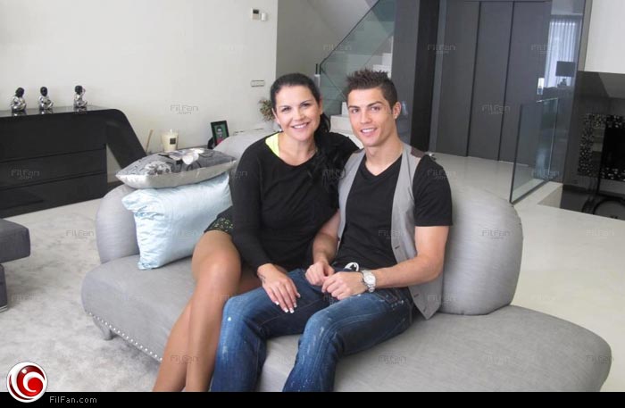 رونالدو وشقيقته