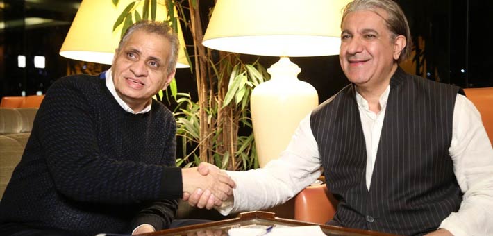 أحمد السبكي يوقع عقد شراكة مع روتانا