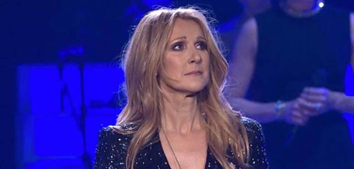 سيلين ديون باكية على رحيل زوجها في أول حفل تحييه بعد وفاته