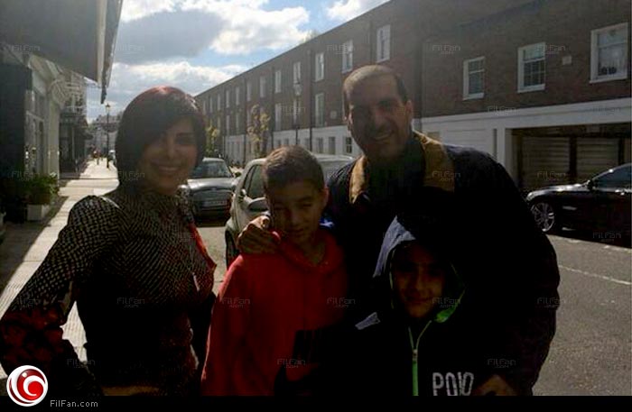 شمس مع عمرو خالد وابنائه