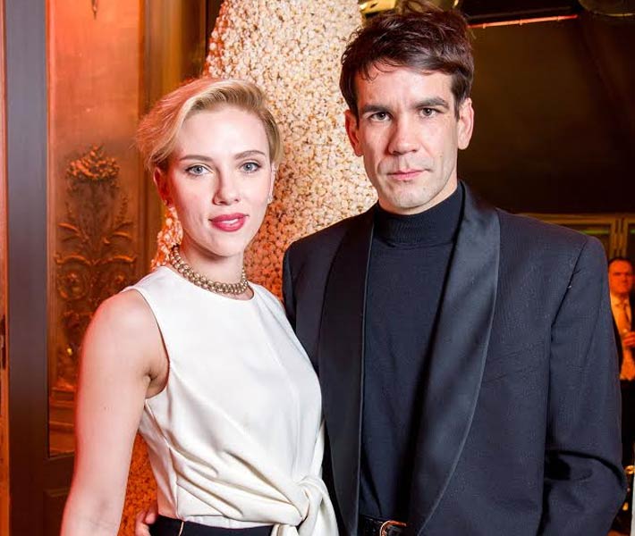 سكارليت جوهانسون مع زوجها الثاني