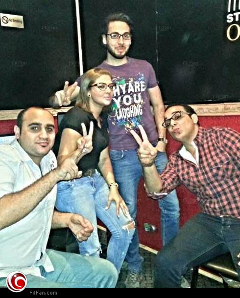 شذى مع فريق عمل أغنية &quot;قد الدنيا&quot;