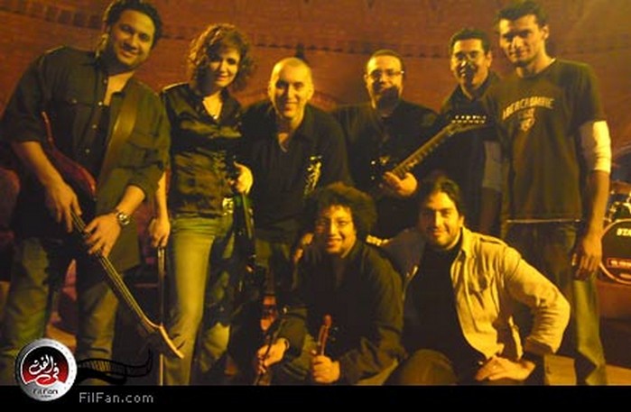 غادة عادل وسط فريق &quot;صحرا&quot;