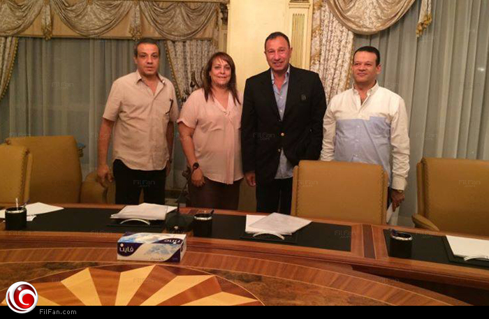 محمود الخطيب خلال تعاقده مع قنوات طصدى البلد&quot;