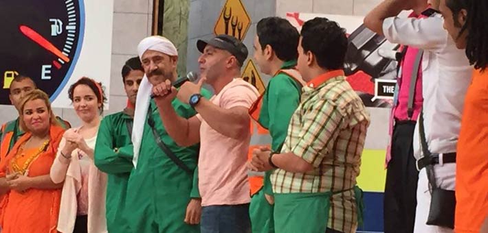 أحمد السقا مع أعضاء فريق &quot;مسرح مصر&quot;