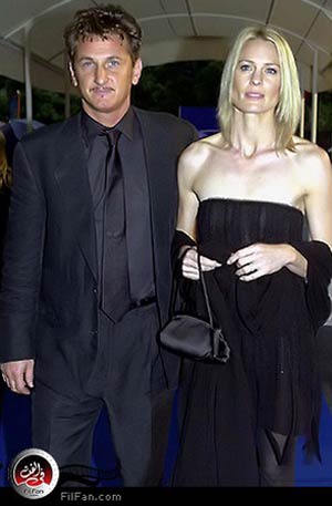 النجم شون بين وزوجته رايت بين