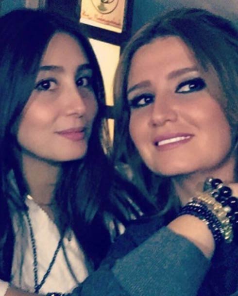 هنا شيحة ومايا شيحة 