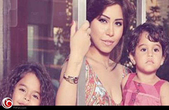 شيرين وابنتيها