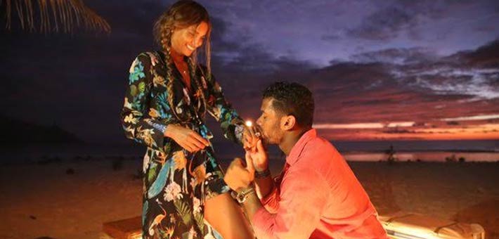 سيارا لا تصدق خطوبتها على راسل ويلسون