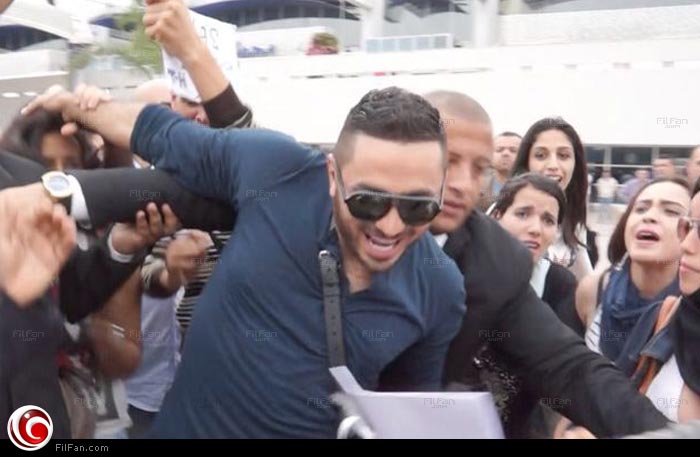 تامر حسني لحظة وصوله المغرب